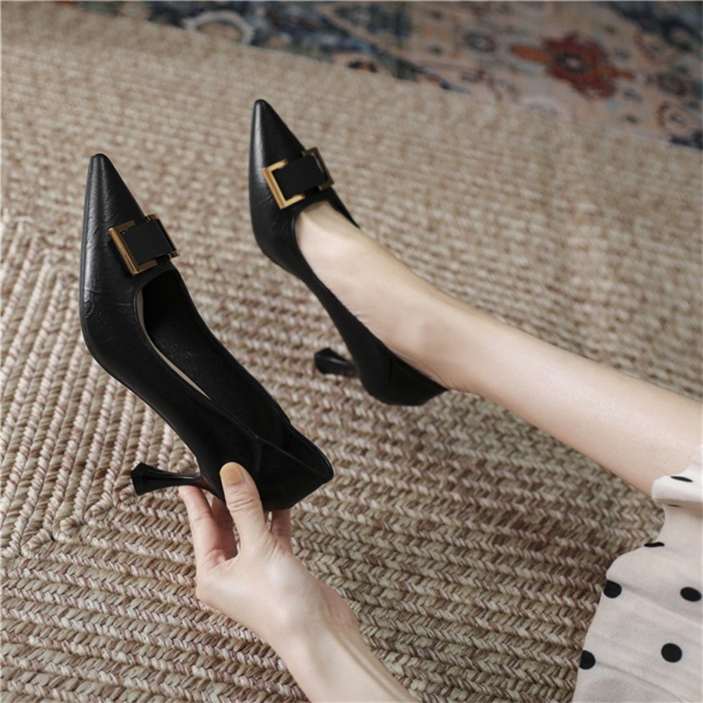バックル付パンプス