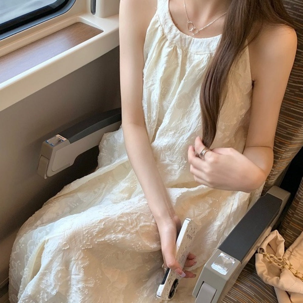 花柄ホルターネックワンピース