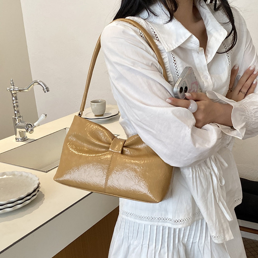 リボンモチーフショルダーバッグ