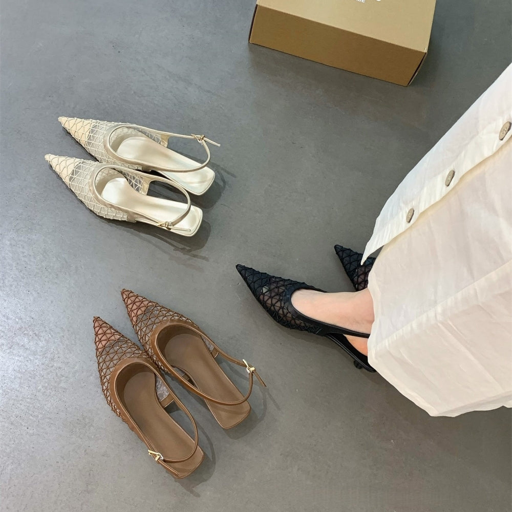キトゥンヒールバックストラップメッシュパンプス
