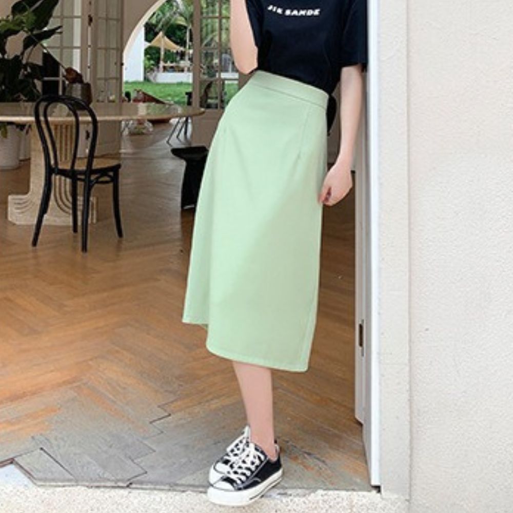 バックスリットＡラインスカート