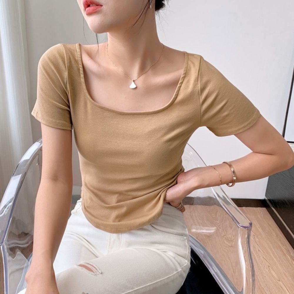 スリムフィットシンプルTシャツ