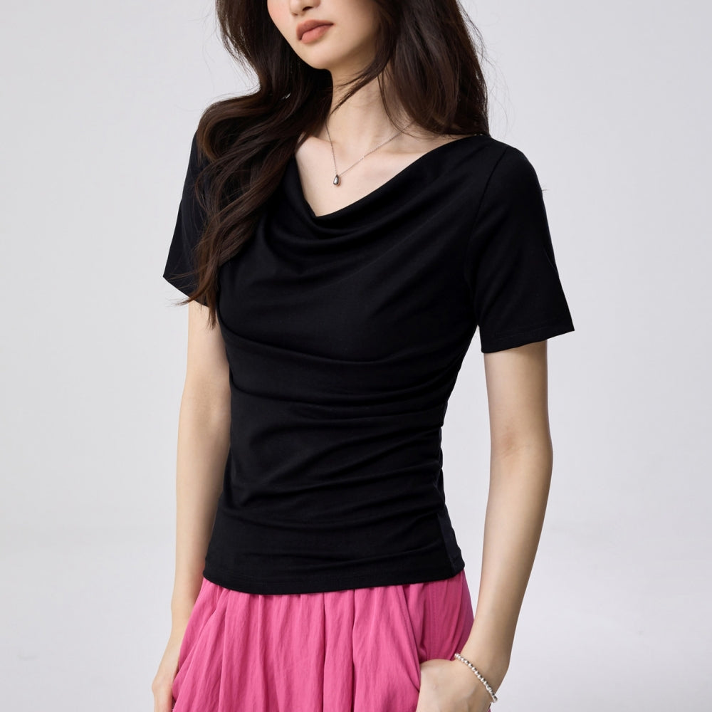 ワンショルダーTシャツ