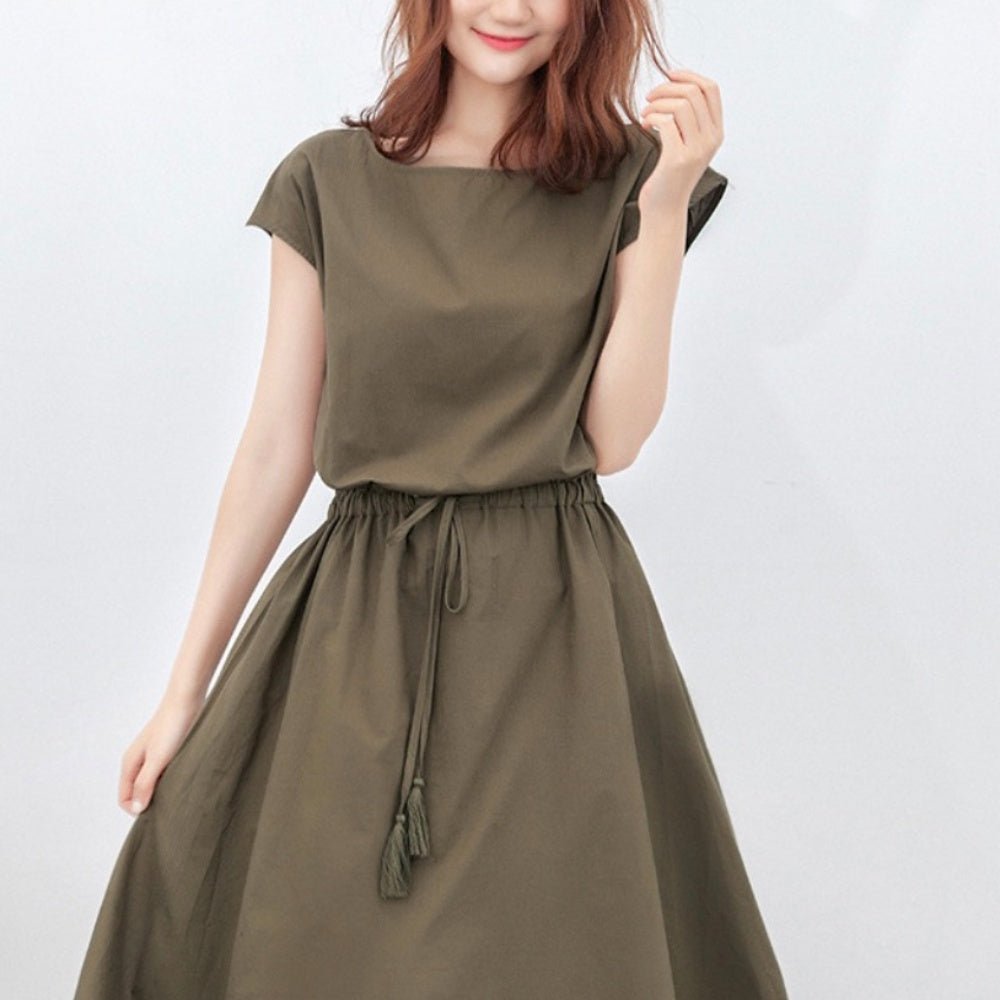 ウェストギャザースクエアネックワンピース｜オフィスカジュアル レディース 通販【ミレジェネ】