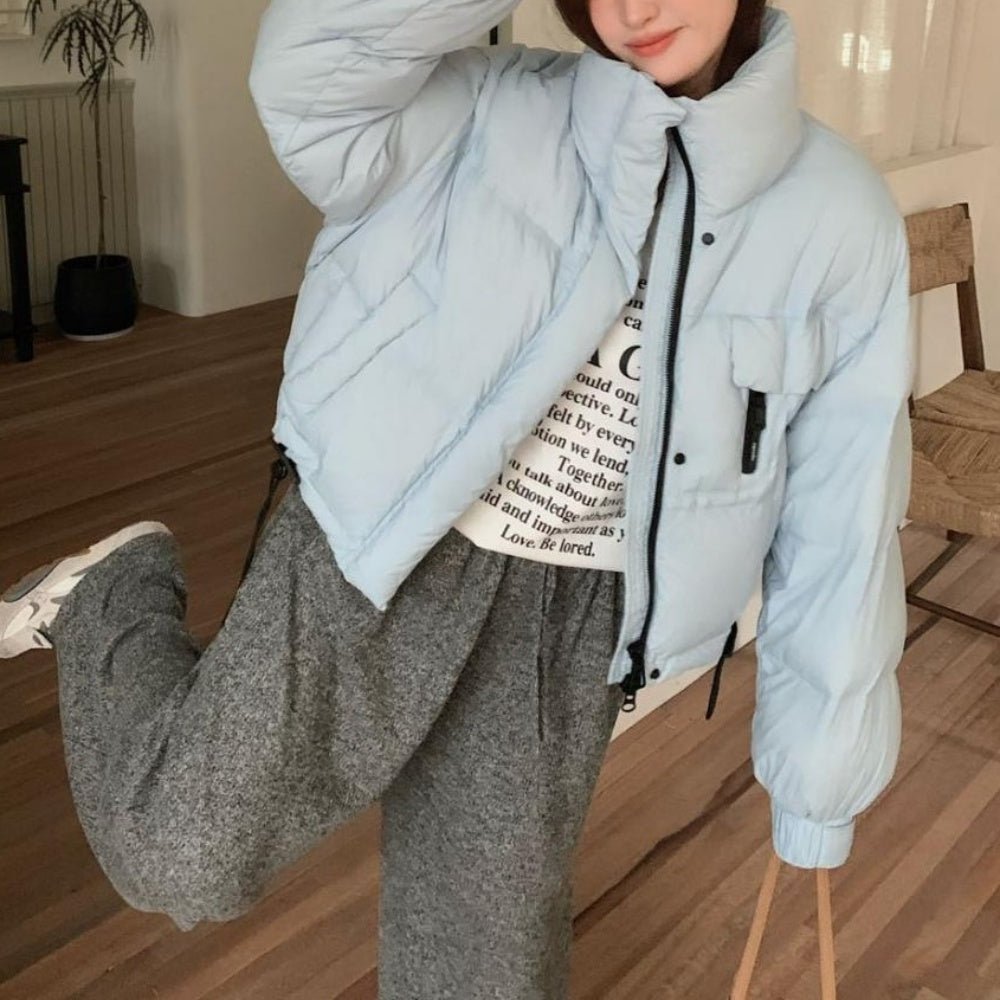 スタンドカラーショートダウンジャケット｜オフィスカジュアル