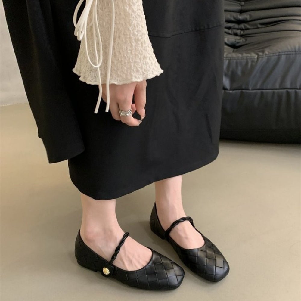 合皮ストラップローヒールパンプス｜オフィスカジュアル レディース