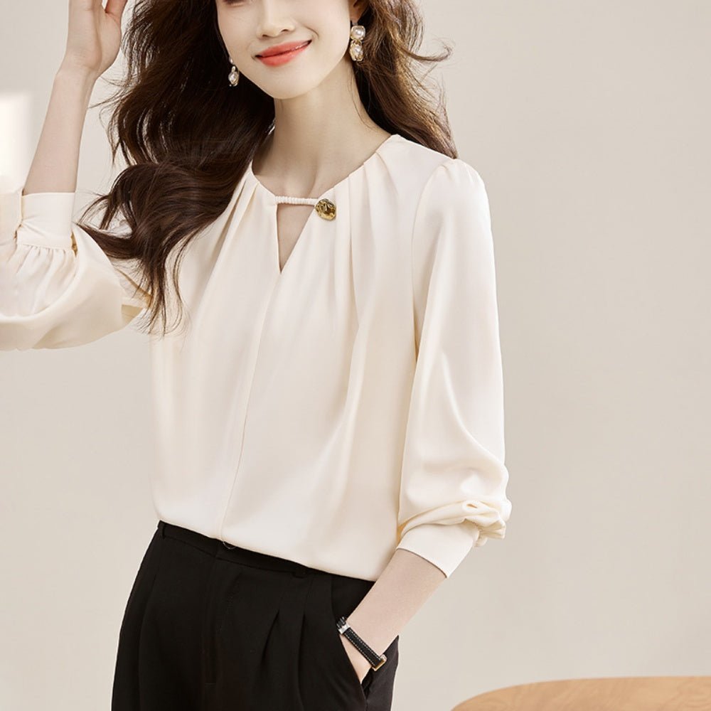 <即納>タックスリットデザインブラウス｜オフィスカジュアル レディース 通販【ミレジェネ】