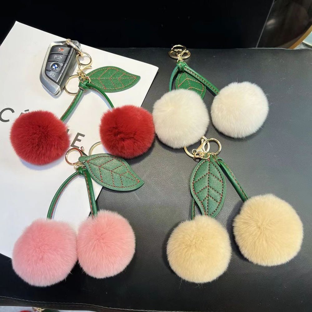 チェリーモチーフファーチャーム｜オフィスカジュアル レディース 通販【ミレジェネ】