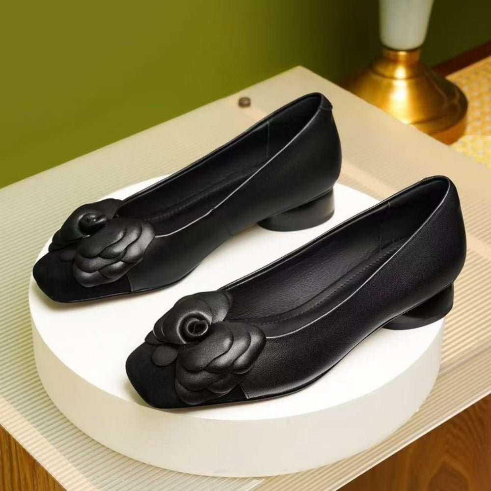 カメリアローヒールパンプス｜オフィスカジュアル レディース 通販【ミレジェネ】