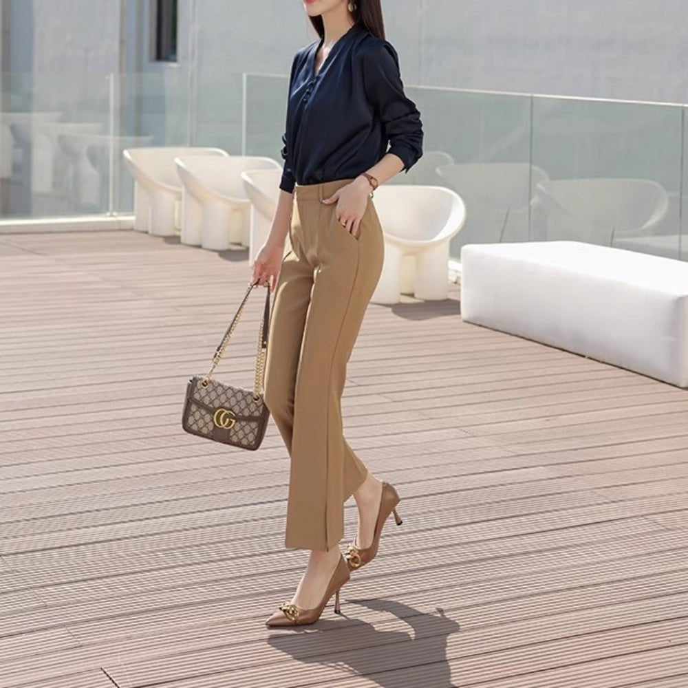 サイドスリット入りフレアパンツ｜オフィスカジュアル レディース 通販【ミレジェネ】