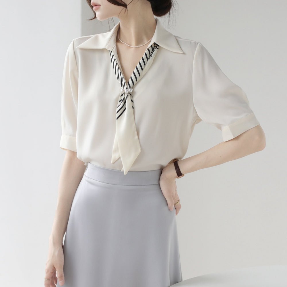 【骨格ストレートさんにおすすめ】アクセントスカーフ半袖ブラウス[ミレジェネ]｜オフィスカジュアル レディース 通販【ミレジェネ】
