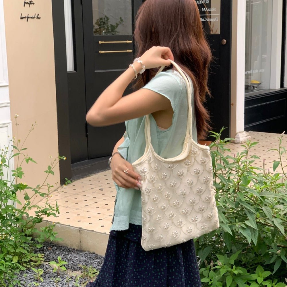 ビーズ刺繍サテントートバッグ｜オフィスカジュアル レディース 通販【ミレジェネ】