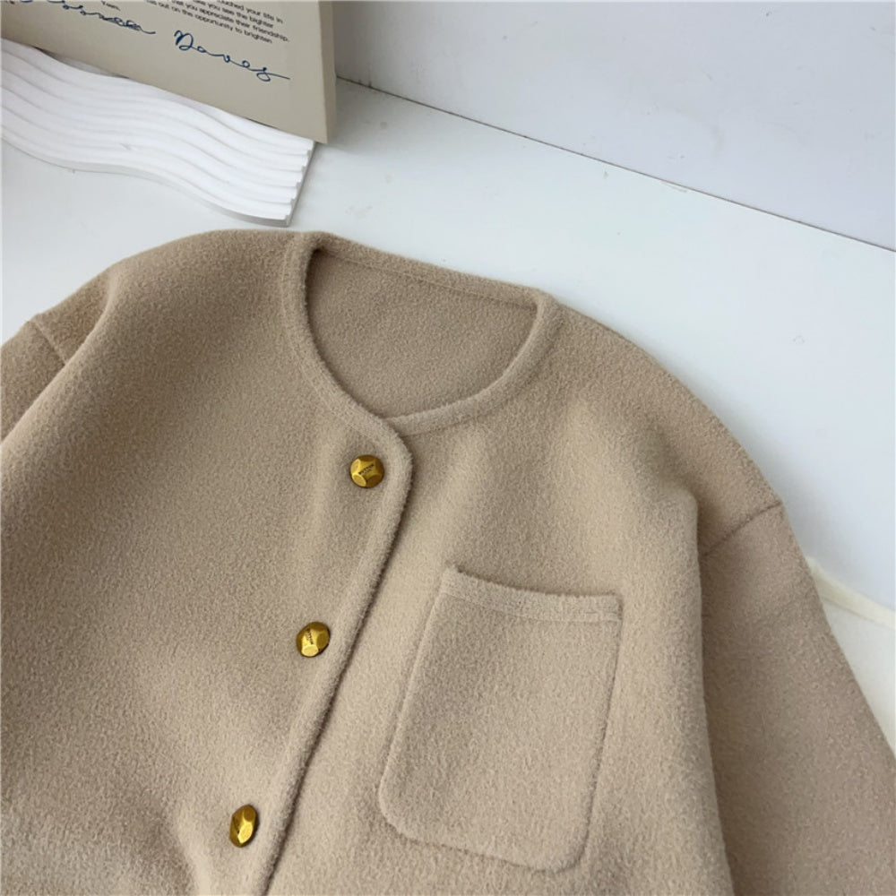 アイボリー ノーカラージャケット ゴールドボタン ゴールドボタンノーカラージャケット｜オフィスカジュアル レディース