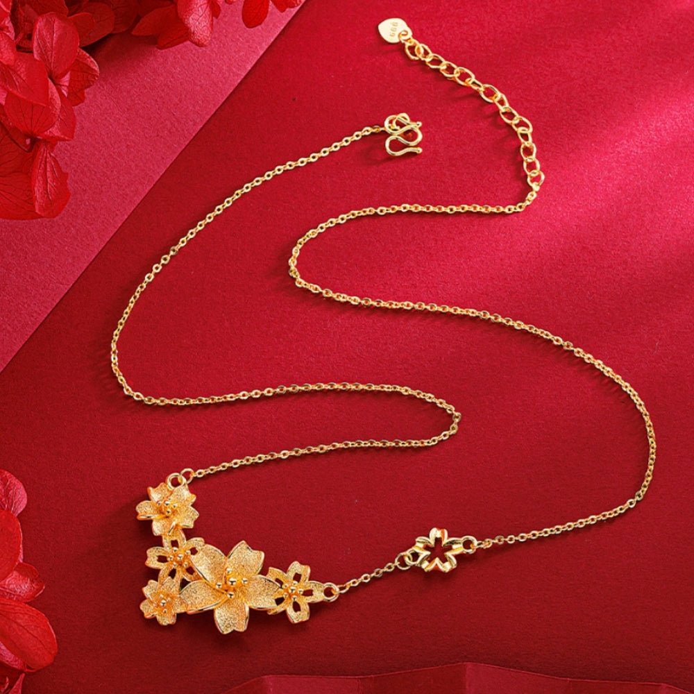 フラワーモチーフゴールドネックレス｜オフィスカジュアル レディース 通販【ミレジェネ】