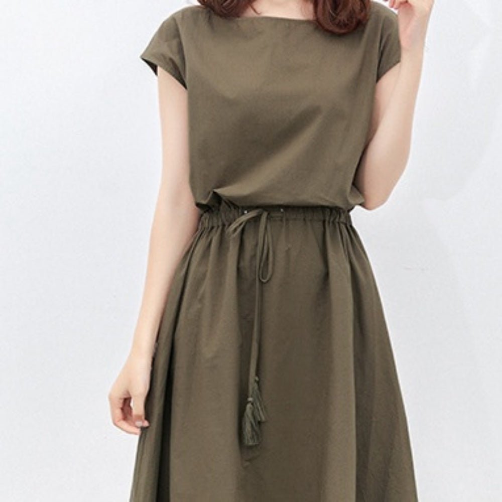 ウェストギャザースクエアネックワンピース｜オフィスカジュアル レディース 通販【ミレジェネ】