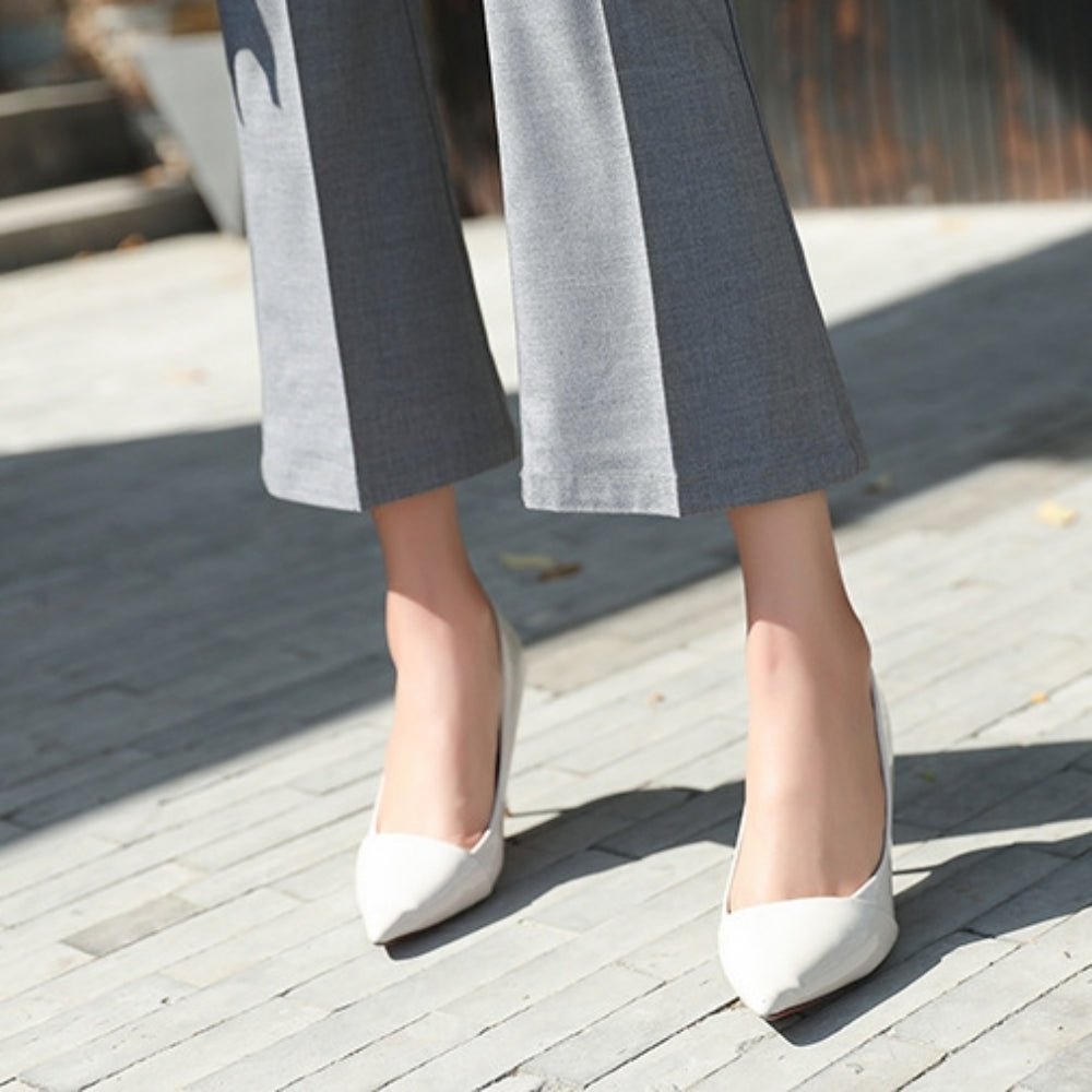 センタープレスクロップドフレアパンツ｜オフィスカジュアル レディース 通販【ミレジェネ】