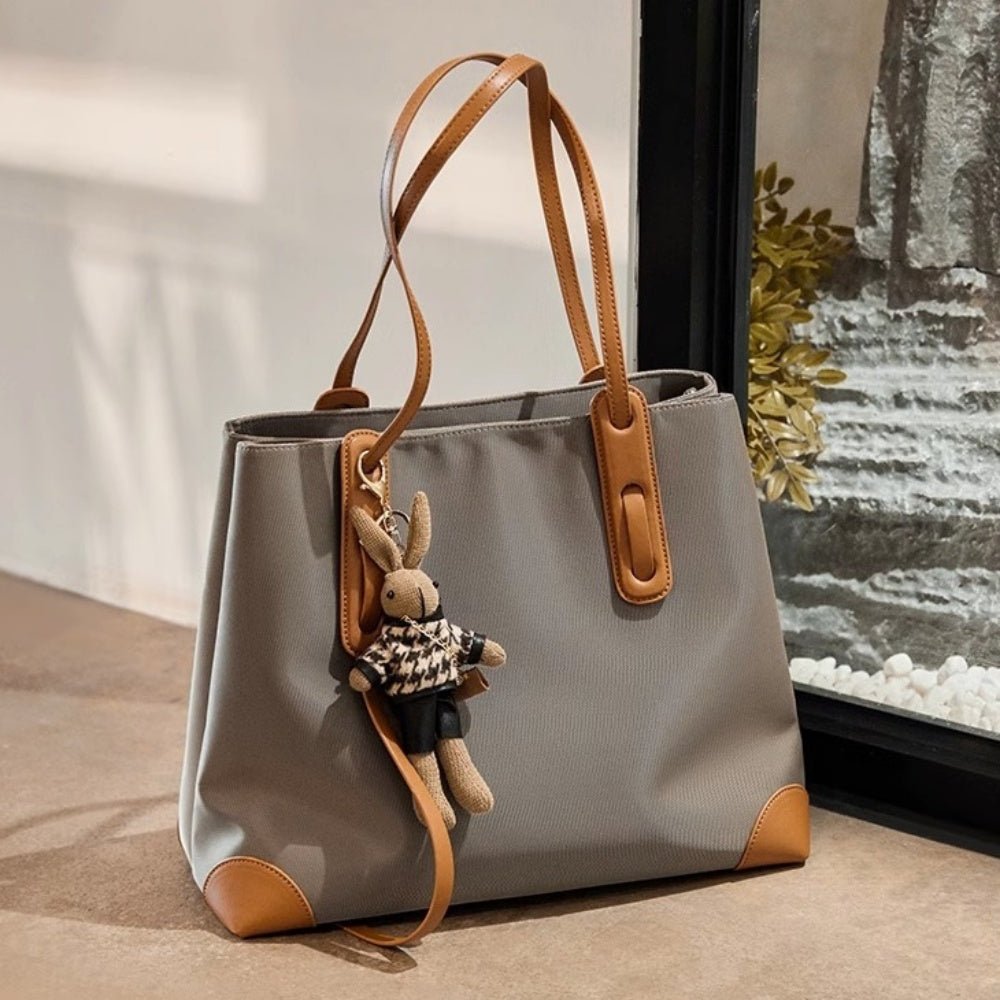 希少！【Gentlewoman】ショルダーバッグ ビジュ付き GEMSTONES √nuage ショルダーバッグ バッグ ドロスト付きくしゅくしゅ