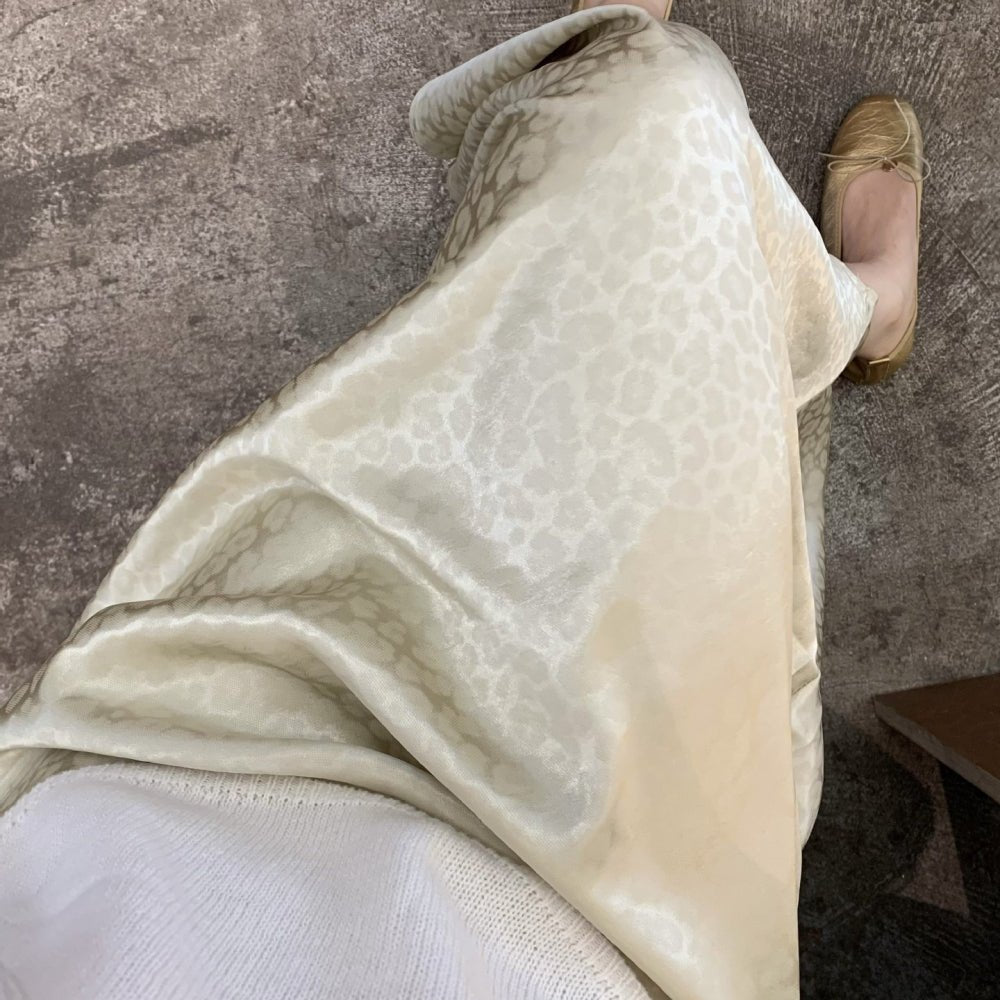 レオパ柄サテンマーメイドスカート｜オフィスカジュアル レディース 通販【ミレジェネ】