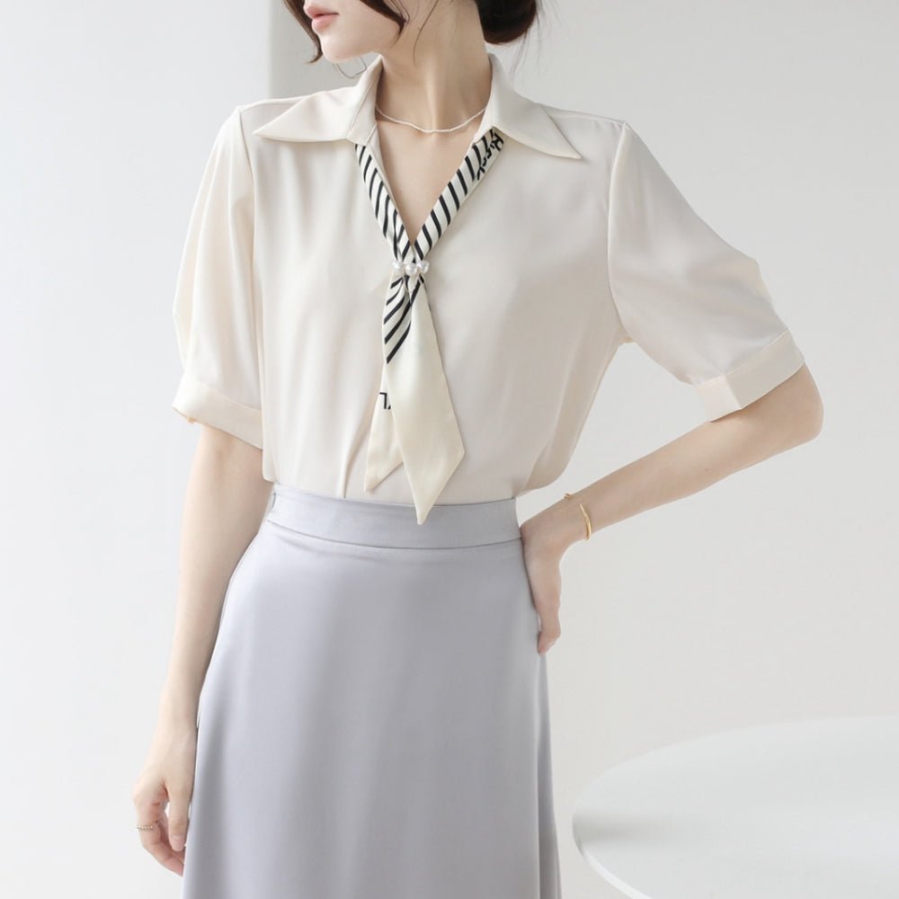 【骨格ストレートさんにおすすめ】アクセントスカーフ半袖ブラウス[ミレジェネ]｜オフィスカジュアル レディース 通販【ミレジェネ】