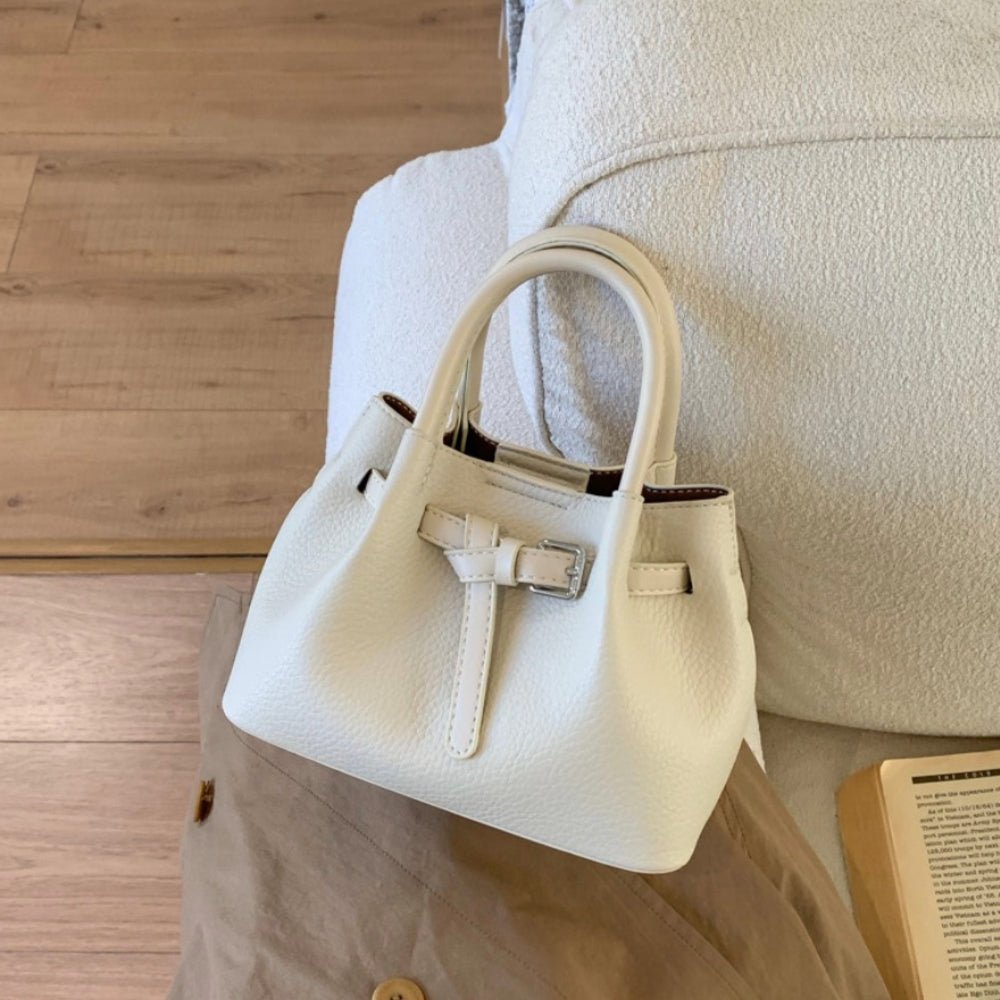 フロントベルトアクセントショルダーバッグ｜オフィスカジュアル レディース 通販【ミレジェネ】