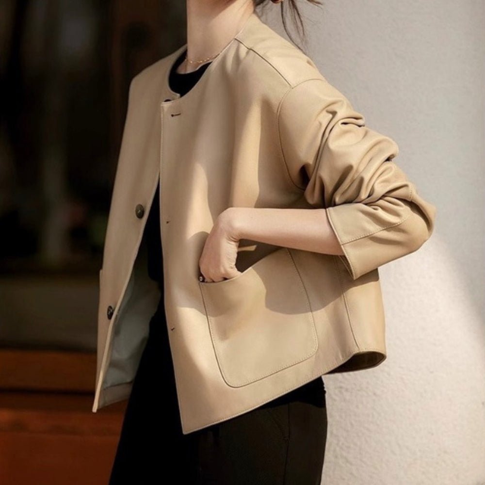 ノーカラーレザージャケット｜オフィスカジュアル レディース 通販【ミレジェネ】