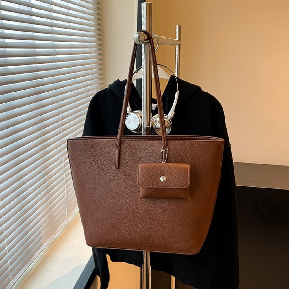 ミニポーチ付きソフトレザー調トートバッグ｜オフィスカジュアル レディース 通販【ミレジェネ】