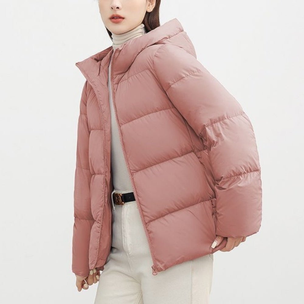 フード付きショートダウンジャケット｜オフィスカジュアル レディース 通販【ミレジェネ】