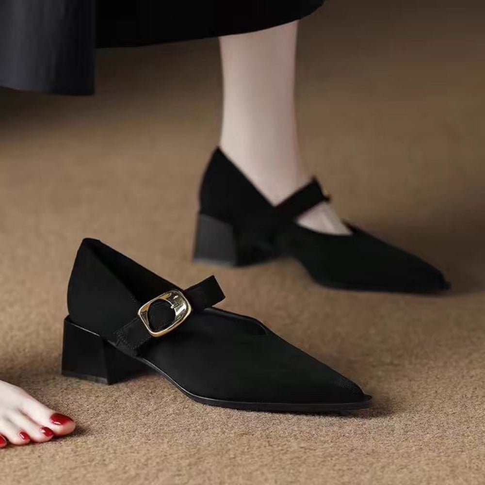 ベロア調ストラップパンプス｜オフィスカジュアル レディース 通販【ミレジェネ】