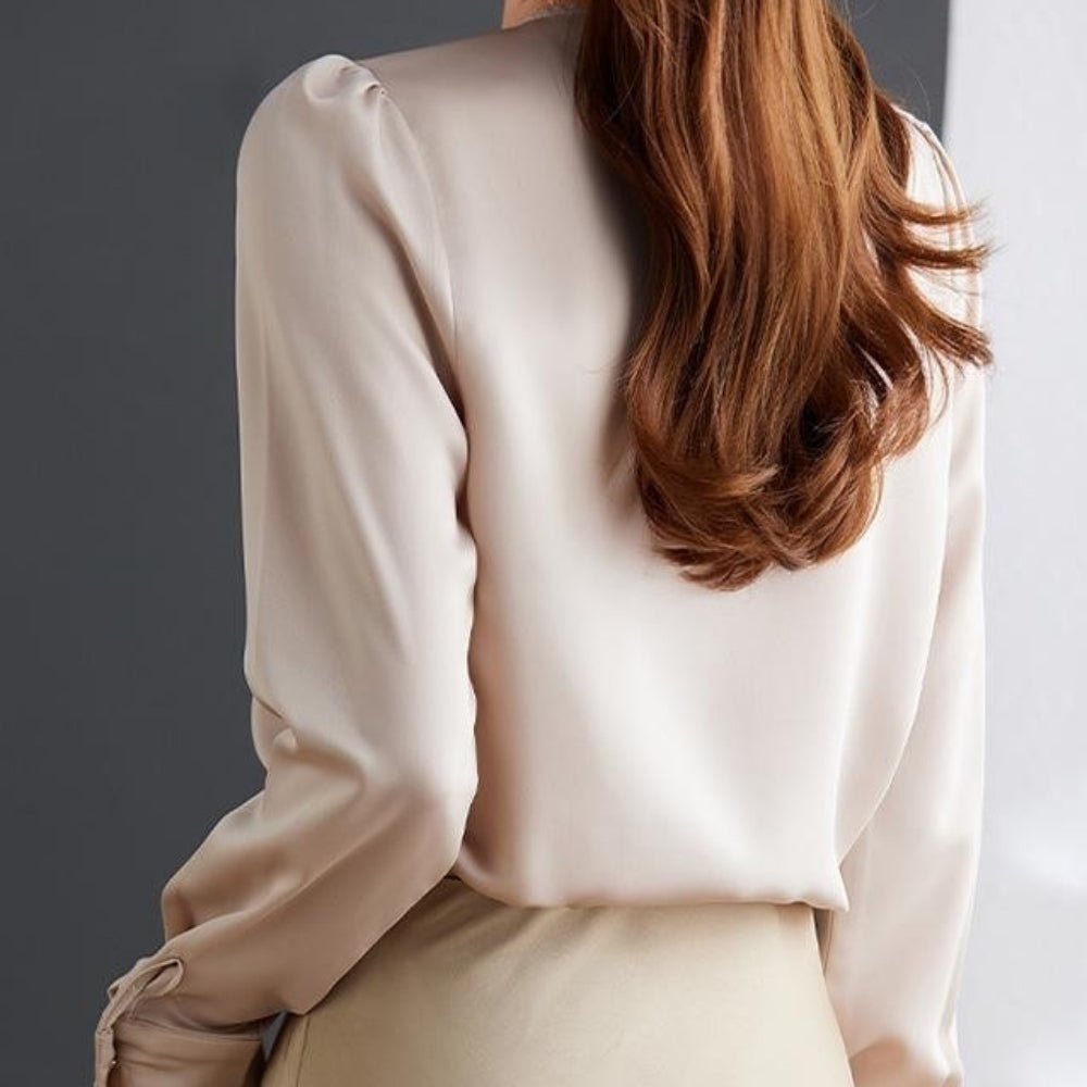 パールビジュー付きシフォンブラウス｜オフィスカジュアル レディース 通販【ミレジェネ】