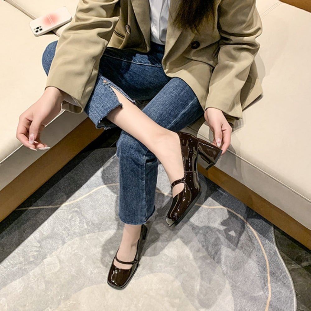 アッパーストラップスクエアトゥパンプス｜オフィスカジュアル レディース 通販【ミレジェネ】