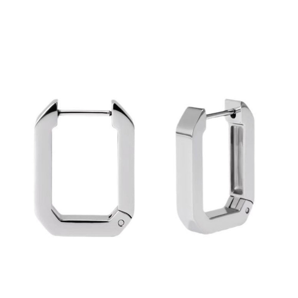 スクエアメタルピアス｜オフィスカジュアル レディース 通販【ミレジェネ】