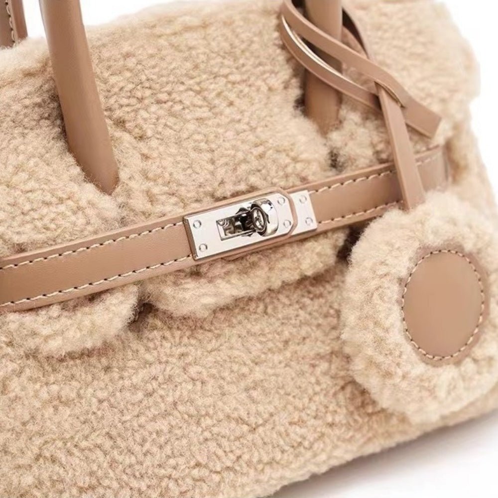 ボアミニショルダーバッグ｜オフィスカジュアル レディース 通販【ミレジェネ】