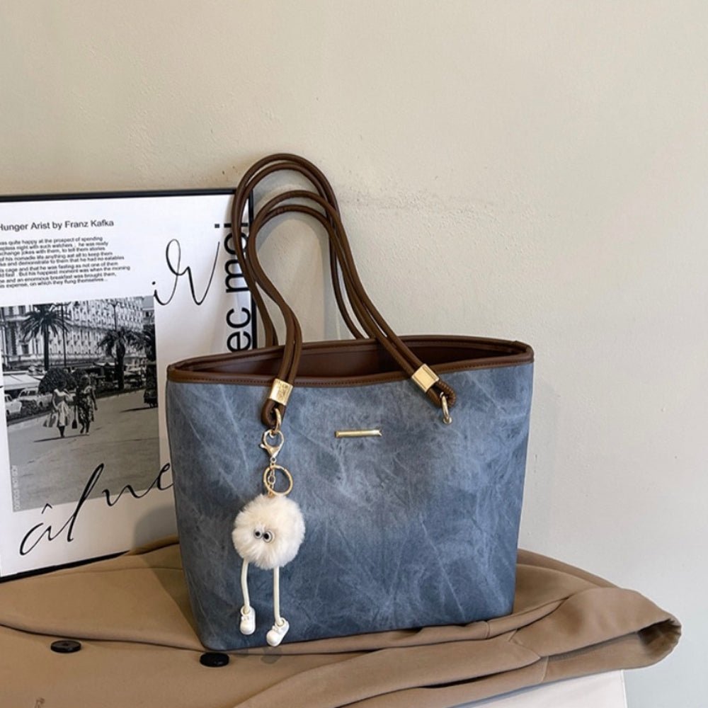 チャーム付きスクエアショルダーバッグ｜オフィスカジュアル レディース 通販【ミレジェネ】