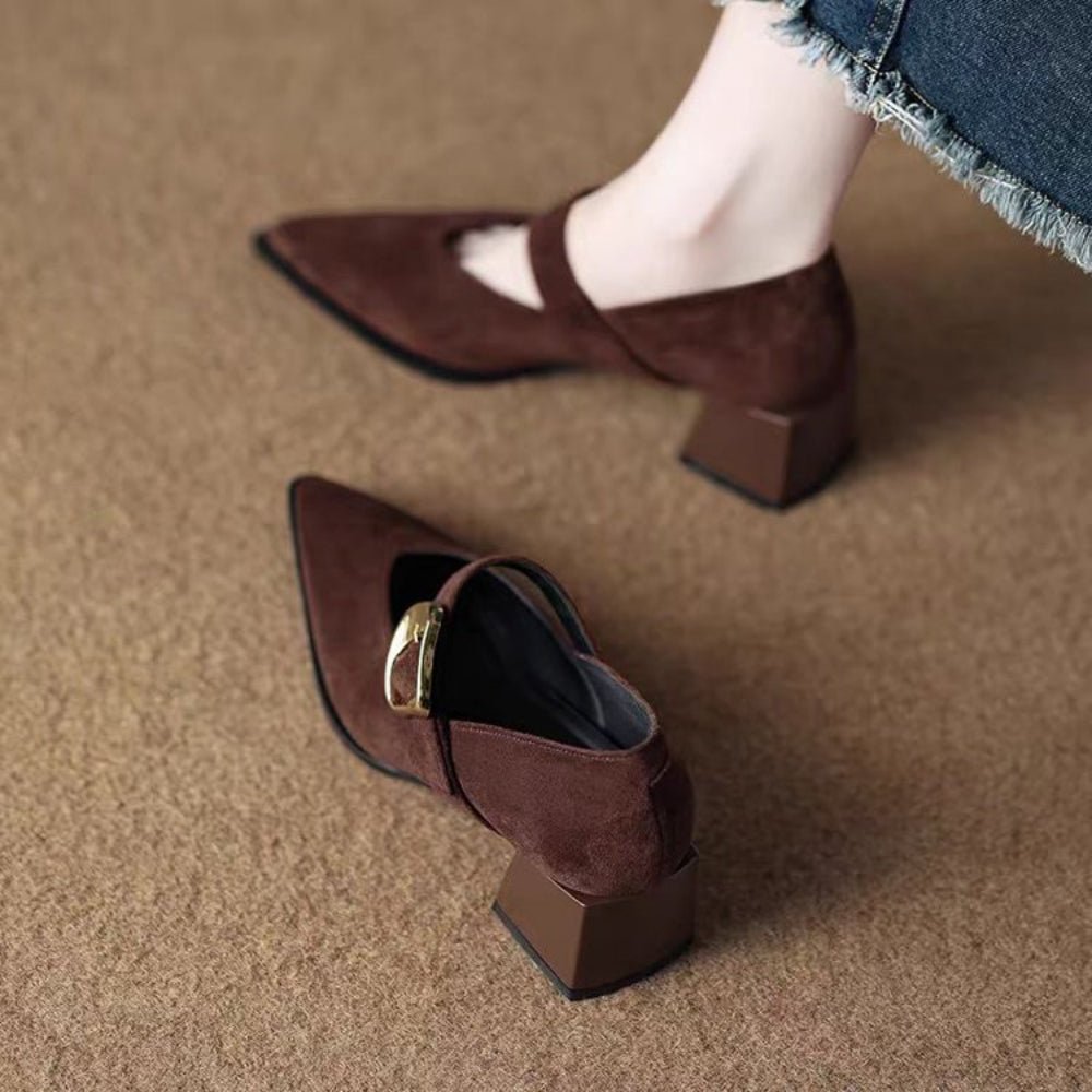 ベロア調ストラップパンプス｜オフィスカジュアル レディース 通販【ミレジェネ】