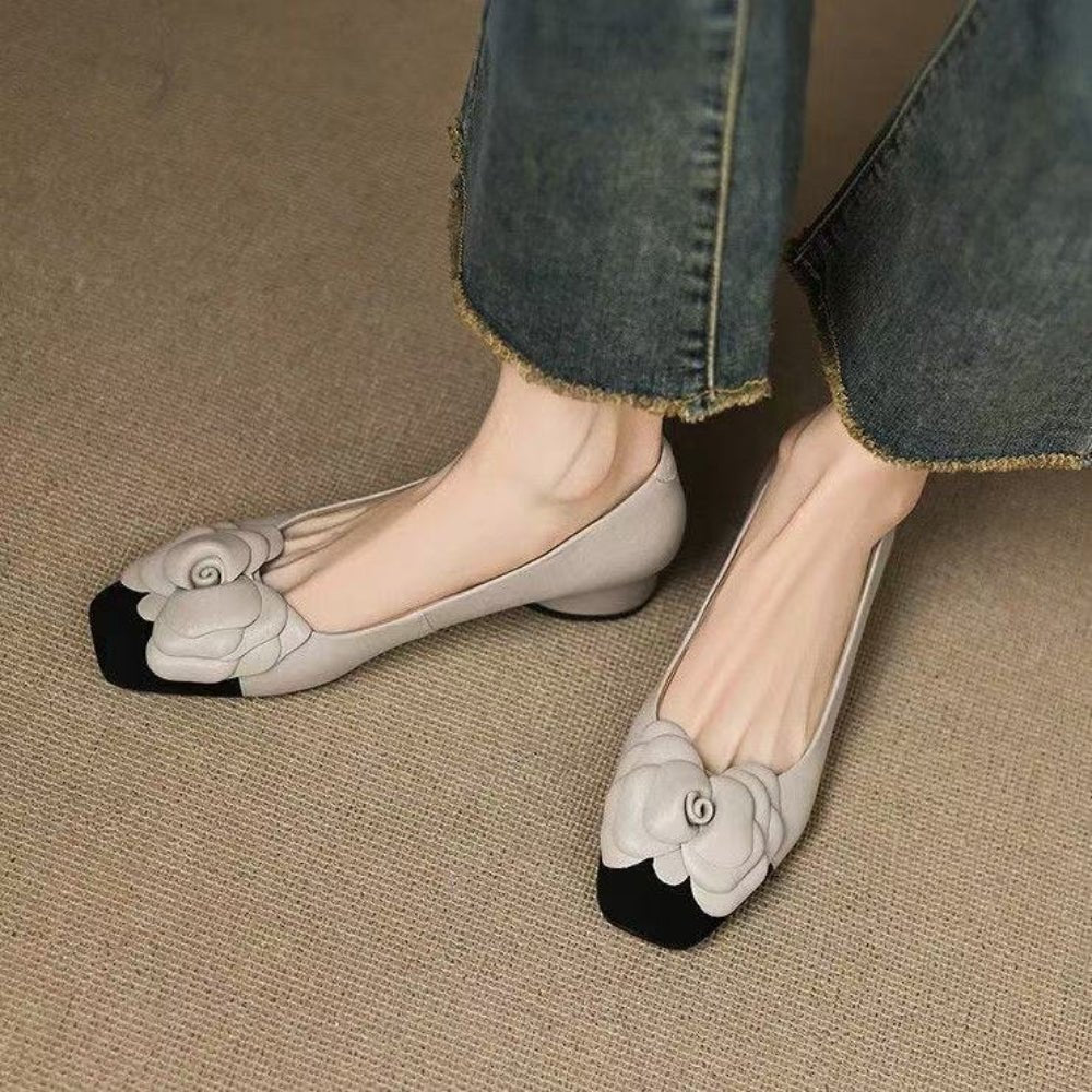 カメリアローヒールパンプス｜オフィスカジュアル レディース 通販【ミレジェネ】