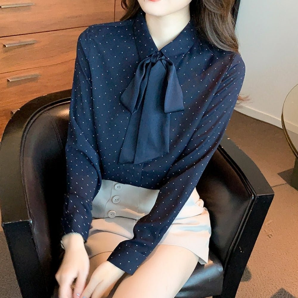 ドット柄リボンタイブラウス｜オフィスカジュアル レディース 通販【ミレジェネ】