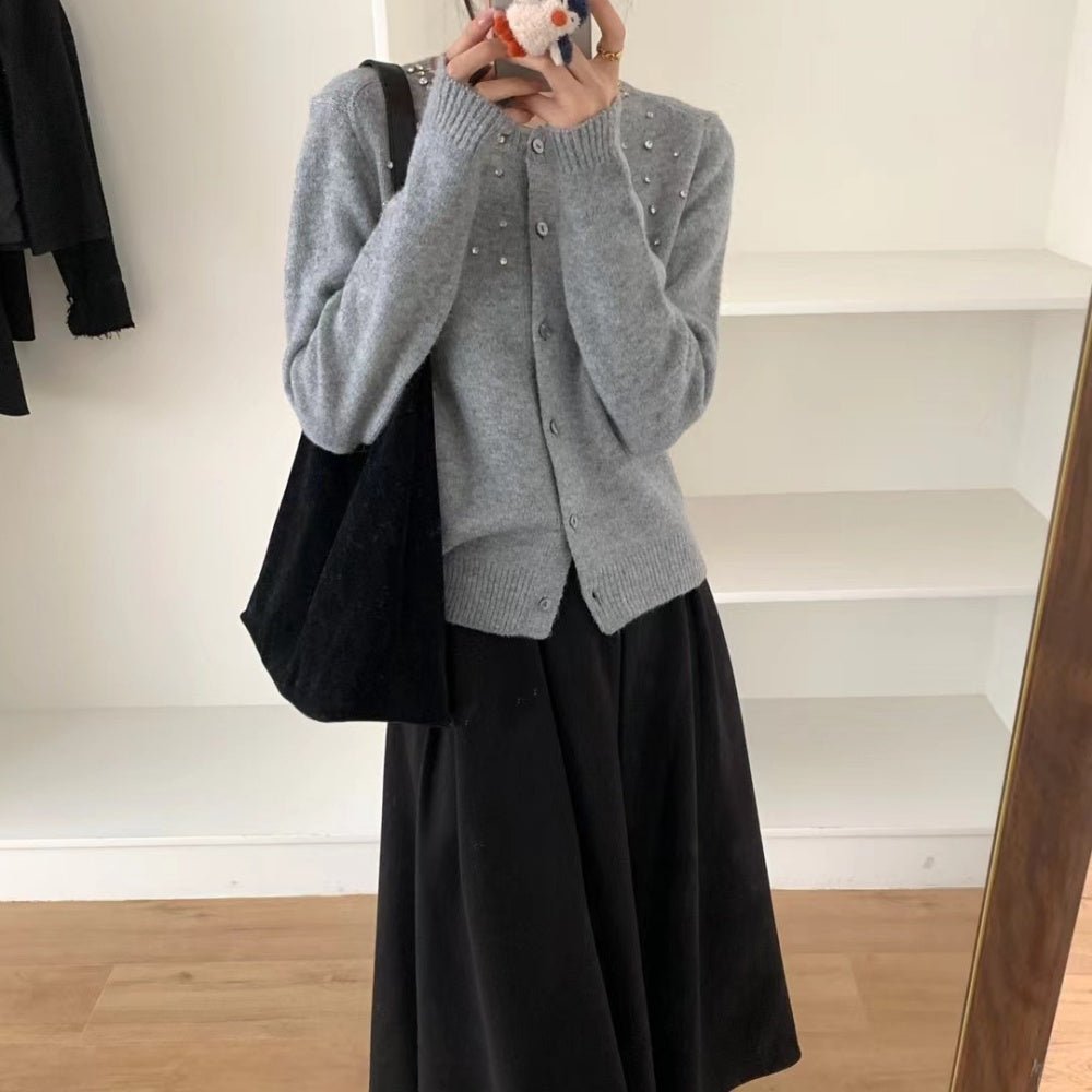 ビジューアクセントクルーネックカーディガン｜オフィスカジュアル レディース 通販【ミレジェネ】