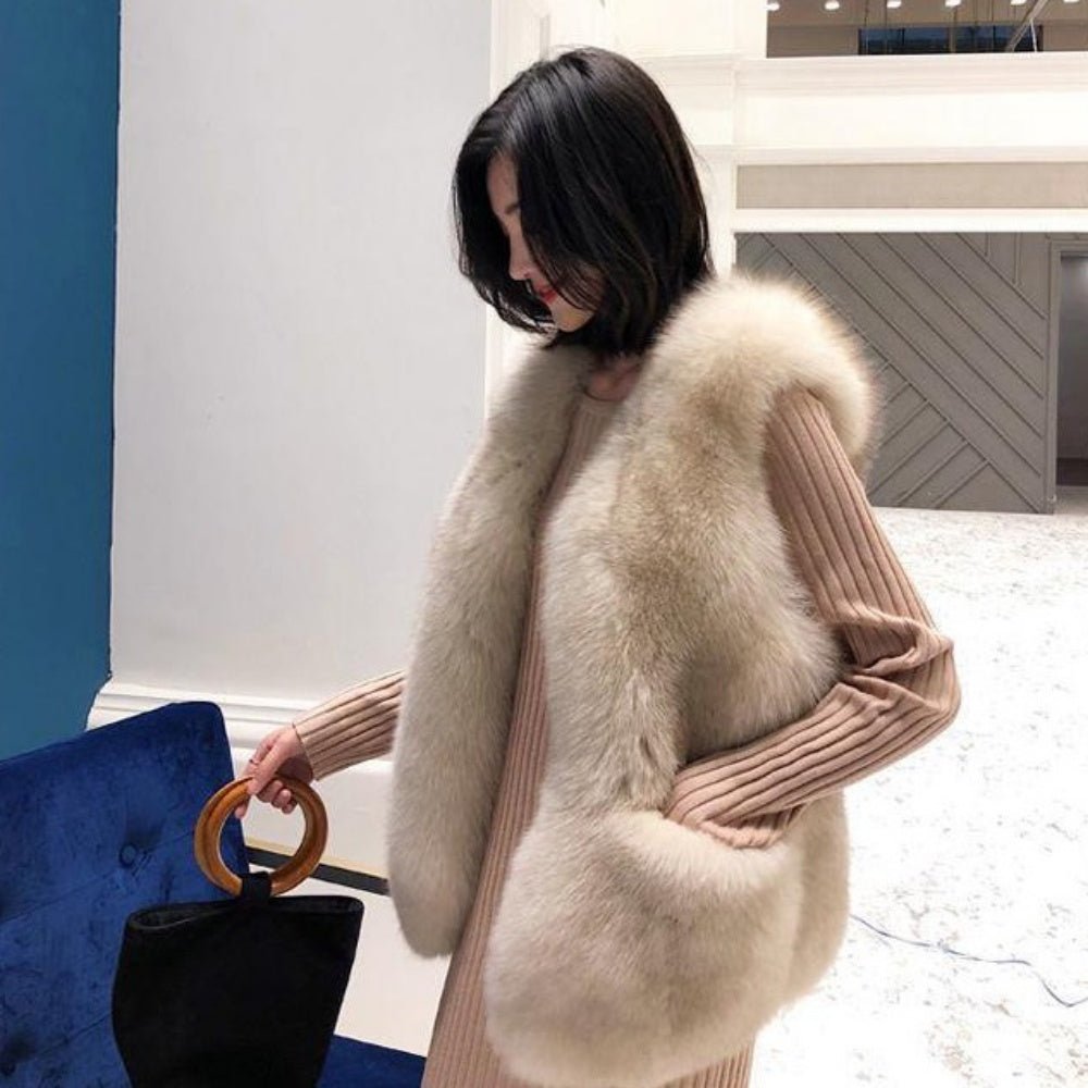 ポケット付きボリュームファーベスト｜オフィスカジュアル レディース 通販【ミレジェネ】