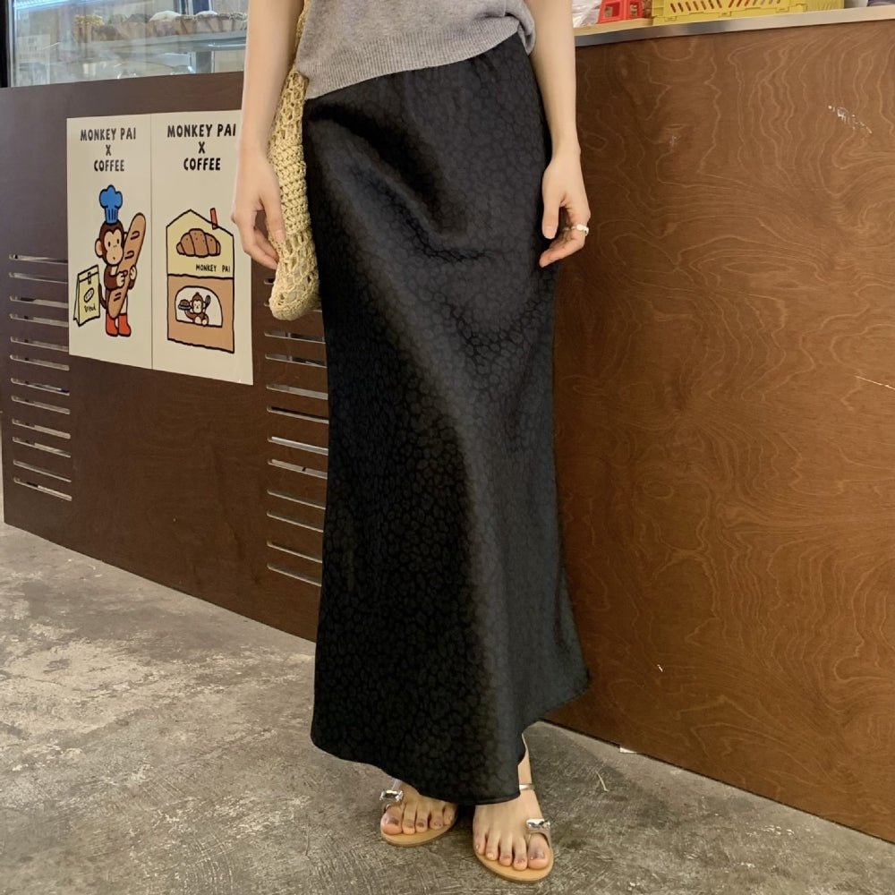 レオパ柄サテンマーメイドスカート｜オフィスカジュアル レディース 通販【ミレジェネ】