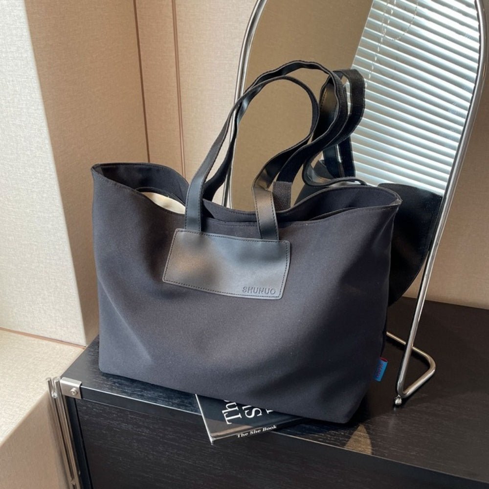 大容量布製外ポケット付き肩掛けバッグ｜オフィスカジュアル