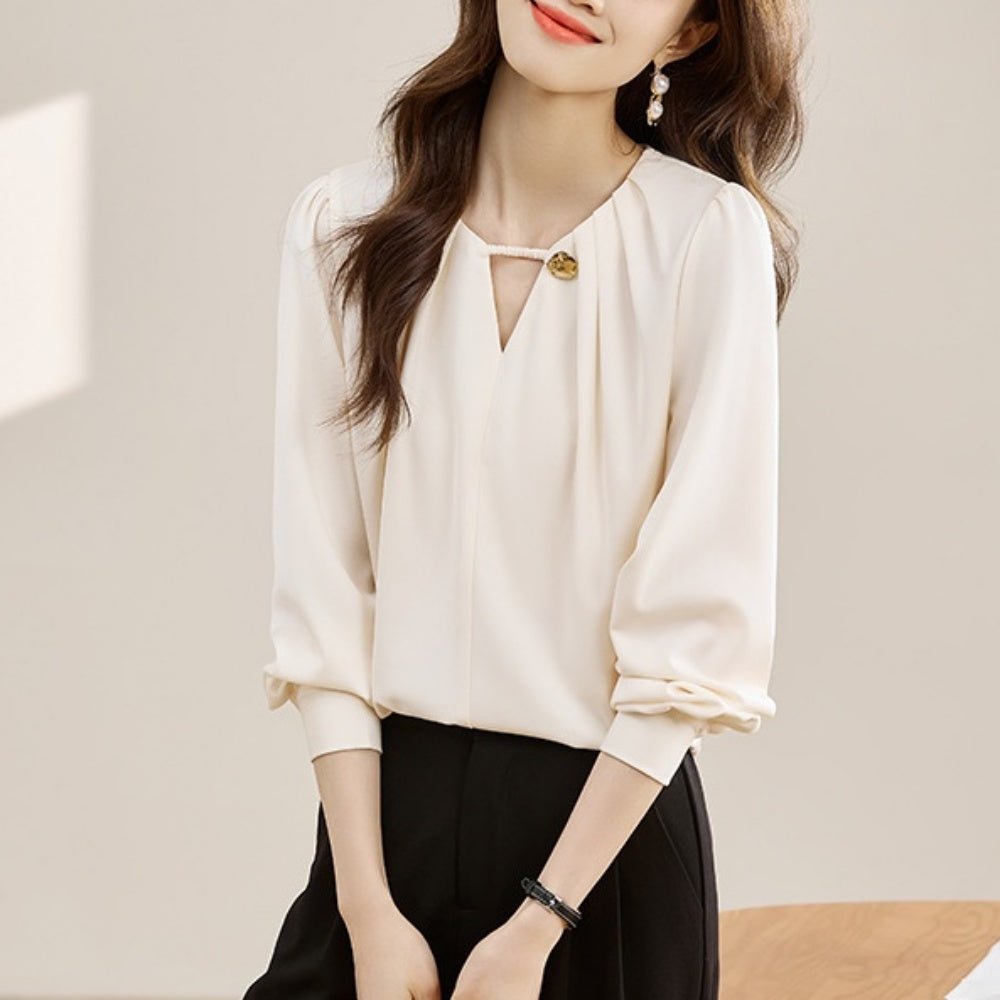 <即納>タックスリットデザインブラウス｜オフィスカジュアル レディース 通販【ミレジェネ】