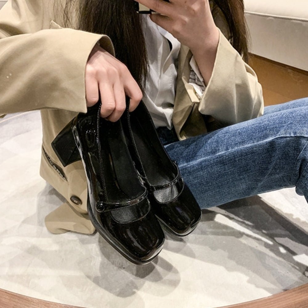 アッパーストラップスクエアトゥパンプス｜オフィスカジュアル レディース 通販【ミレジェネ】