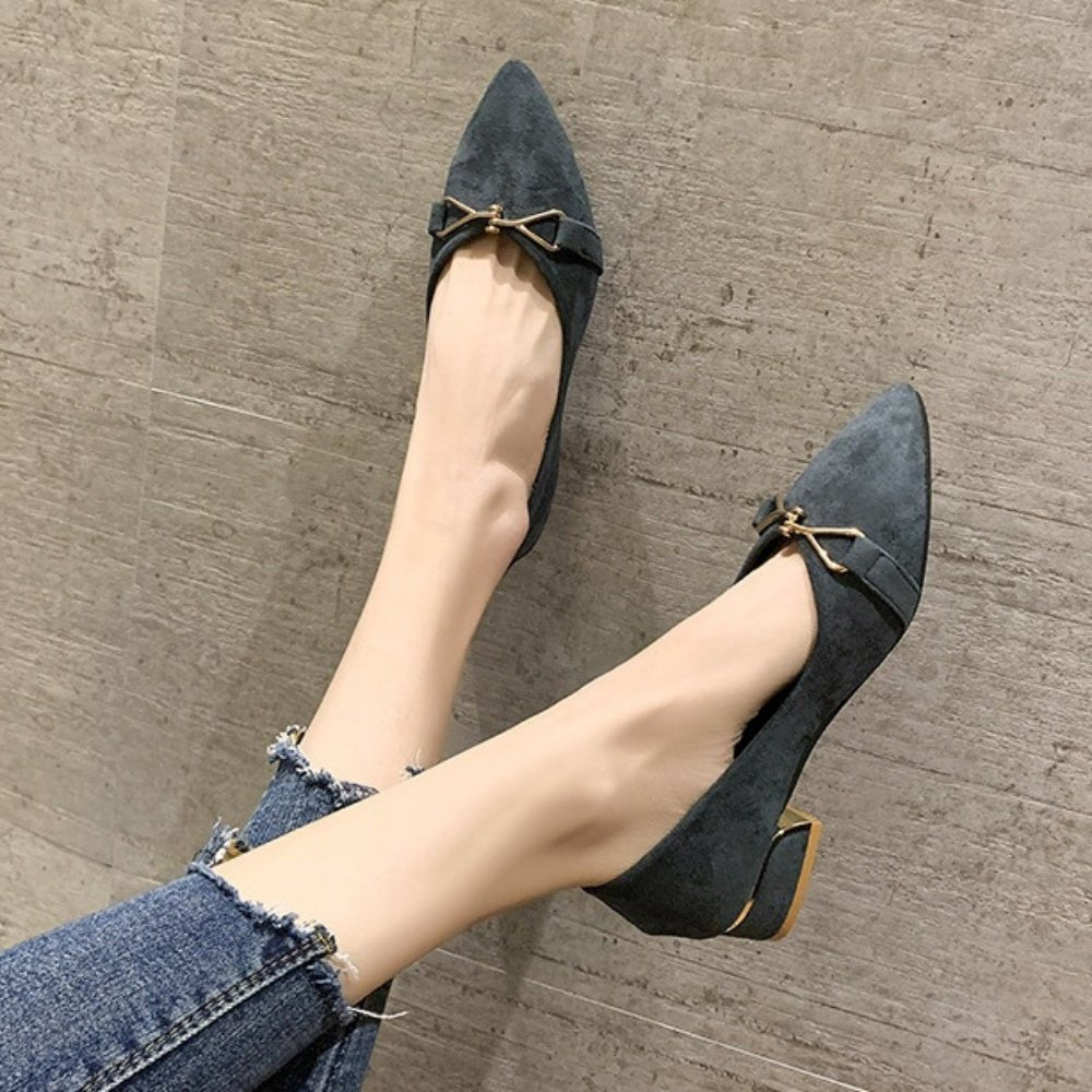 ビットベルト風スエードパンプス｜オフィスカジュアル レディース 通販