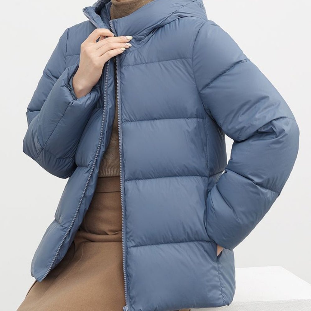 フード付きショートダウンジャケット｜オフィスカジュアル レディース 通販【ミレジェネ】