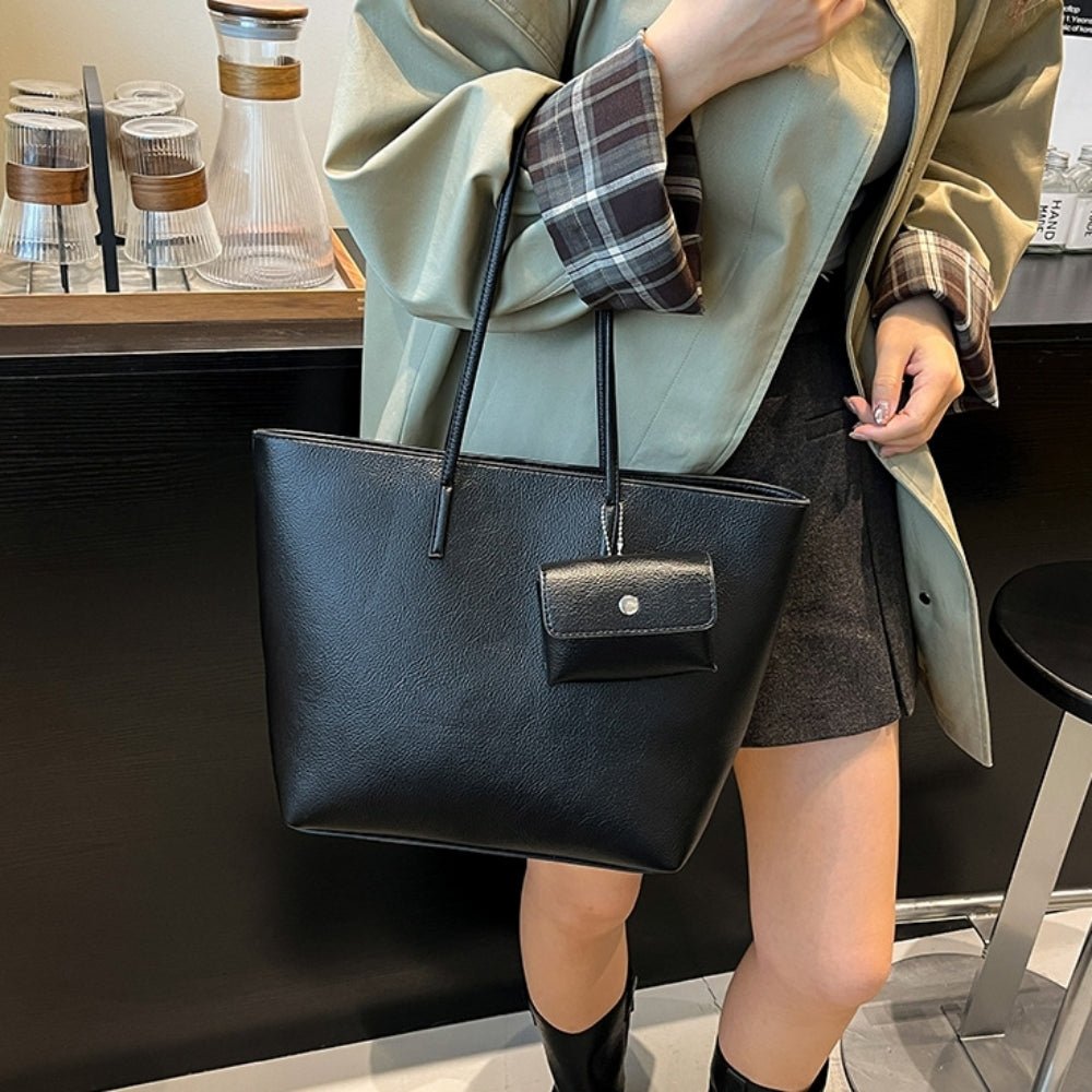 ミニポーチ付きソフトレザー調トートバッグ｜オフィスカジュアル レディース 通販【ミレジェネ】