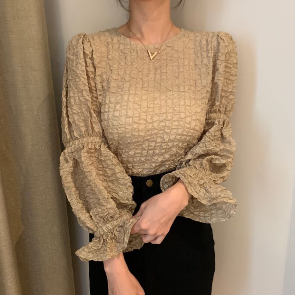 ワッシャー加工フリル袖トップス｜オフィスカジュアル レディース 通販【ミレジェネ】