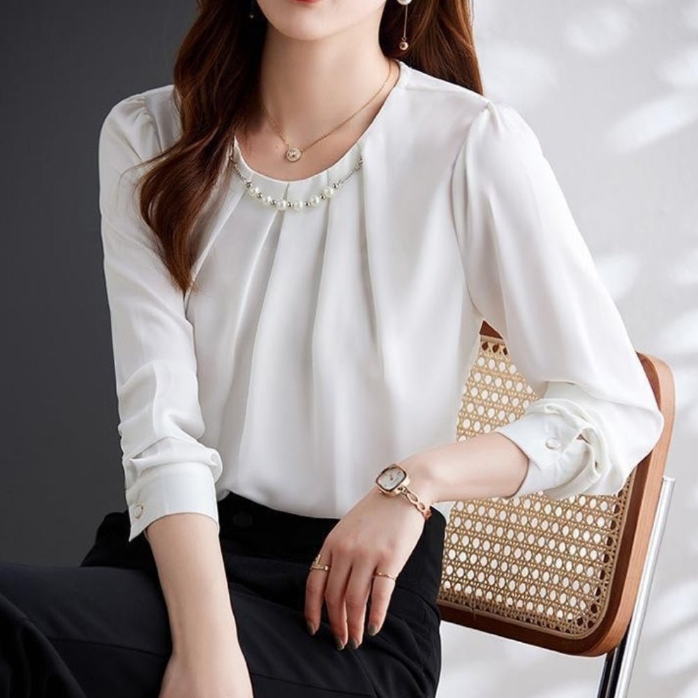 パールビジュー付きシフォンブラウス｜オフィスカジュアル レディース 通販【ミレジェネ】