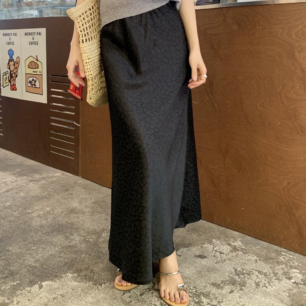 レオパ柄サテンマーメイドスカート｜オフィスカジュアル レディース 通販【ミレジェネ】