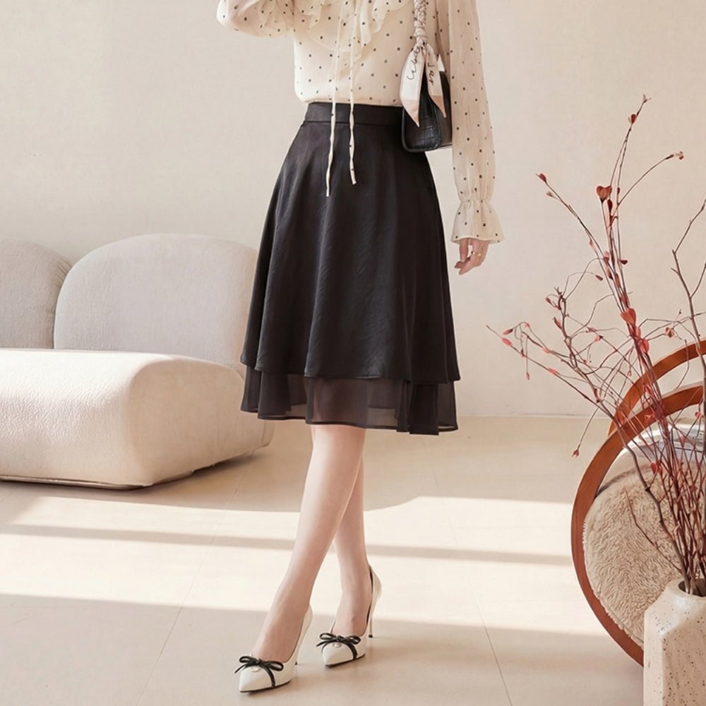 【通勤/きれいめ】サテン地フレアスカート [ミレジェネ]｜オフィスカジュアル レディース 通販【ミレジェネ】