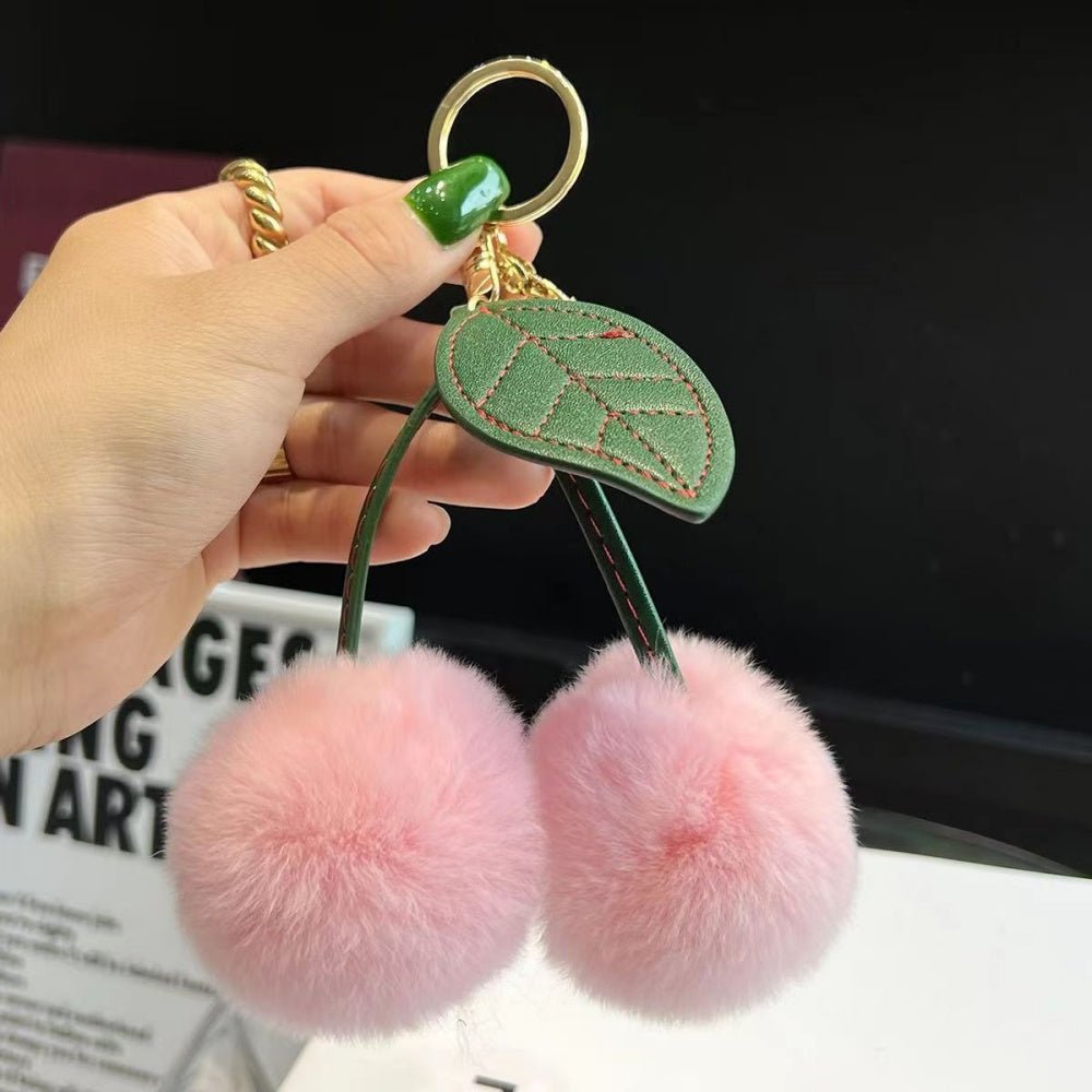 チェリーモチーフファーチャーム｜オフィスカジュアル レディース 通販【ミレジェネ】